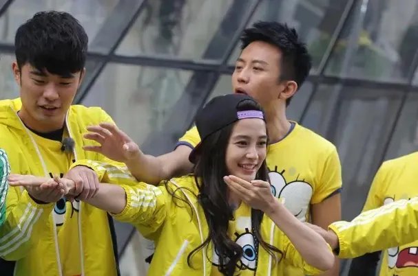 2020年度十大热门综艺排行榜：演员请就位上榜，第一热度最高