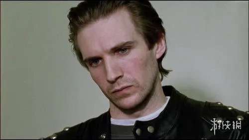 拉尔夫费因斯50个经典银幕形象 伏地魔原来是大帅哥