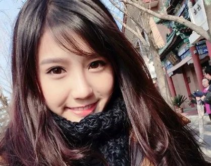 女神有药中的这个人是谁？