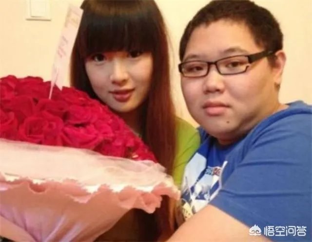 沈灵敏给PDD刷两千万后，转发网贷众筹，原来跟宝哥遇到一样的困境，对此你怎么看？