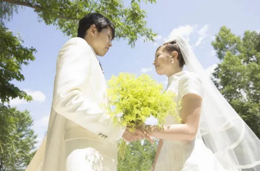 刘洲成被曝家暴，你向往的幸福生活是什么样子？