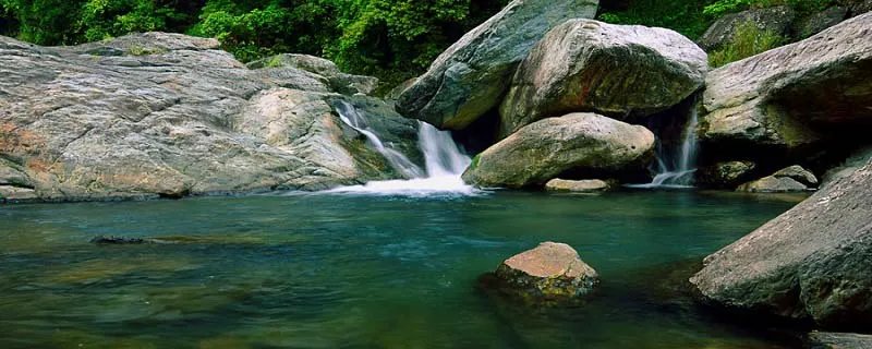 上善若水什么意思 上善若水的真正含义是什么