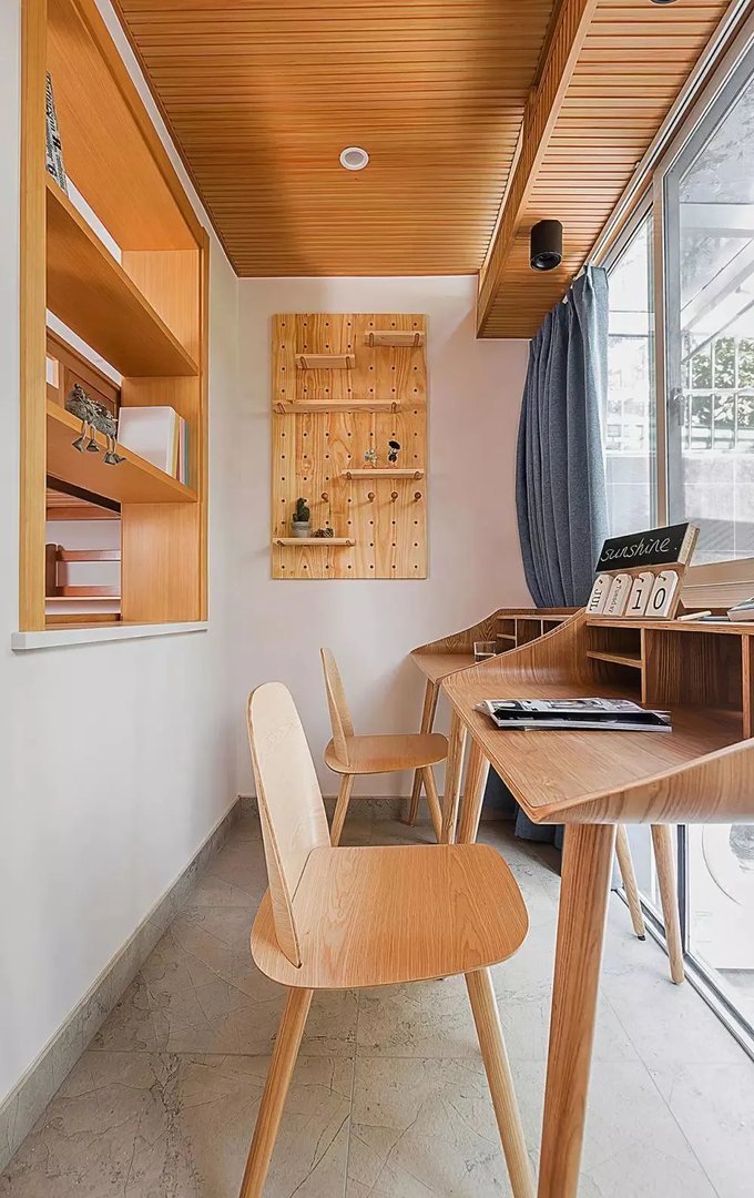 55㎡原木风格小户型公寓装修效果图，挤出两室还有小书房！