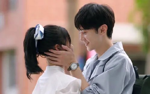 暗格里的秘密讲的什么 揭秘暗格里的神秘事件？