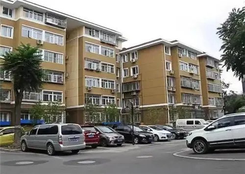 蓝色钱江小区是豪宅吗