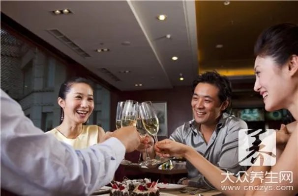 怎样喝白酒不容易醉