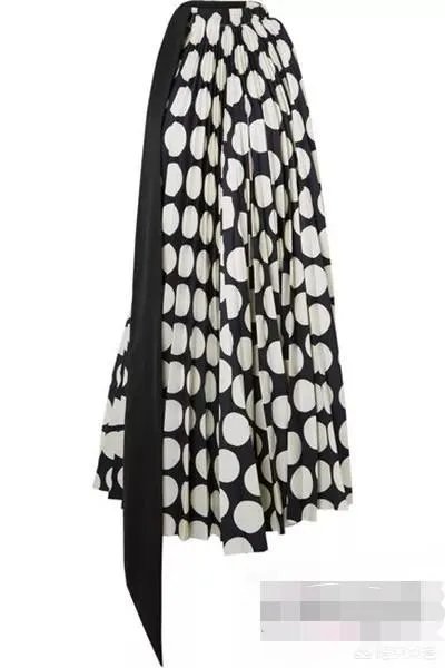 波点裙怎么搭配