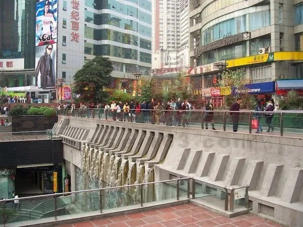 湖南路地下商业街的介绍