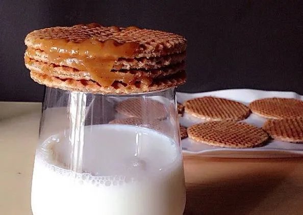 荷兰有什么特色美食？