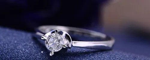 钻戒意义是什么  结婚为什么要戴钻戒