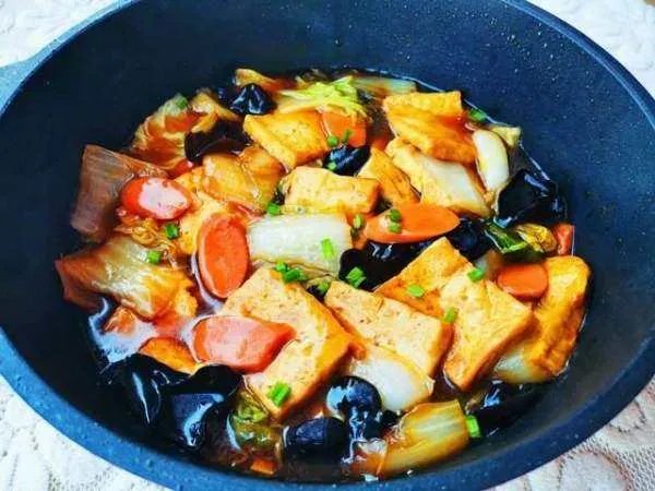 白菜炖豆腐怎样做才好吃？有什么小窍门？