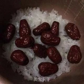 红枣银耳汤