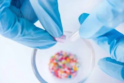 汗斑净喷剂是什么颜色   汗斑为何老是复发