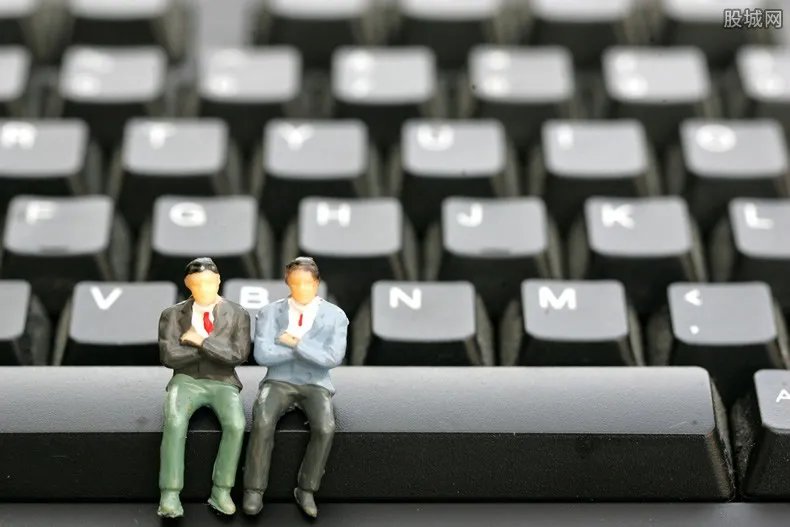 刘诗雯退役没有？现在的男朋友是谁结婚了吗