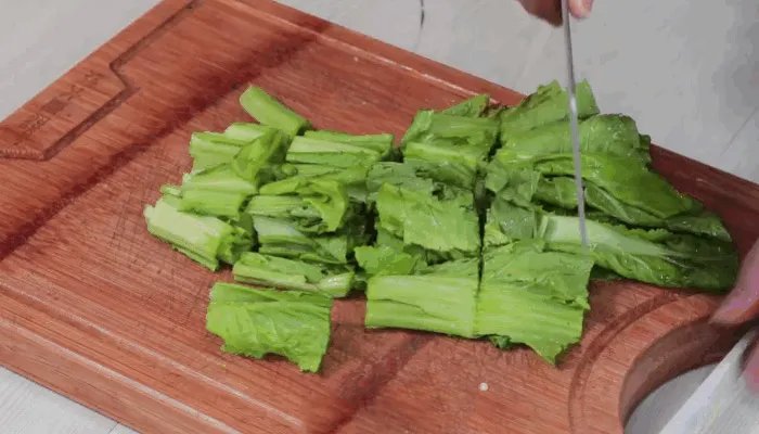 芥菜怎么炒好吃 芥菜的做法