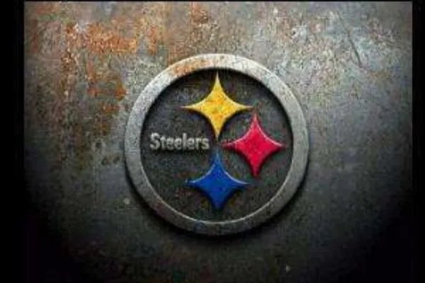 世界十大著名橄榄球运动员排行榜,汤姆·布雷迪榜首是nfl的标志