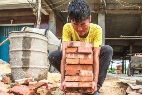 “早安打工人”已被注册商标，你觉得他们这么做有眼光吗？