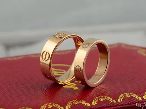 卡地亚对戒一对多少钱  对戒的寓意是什么