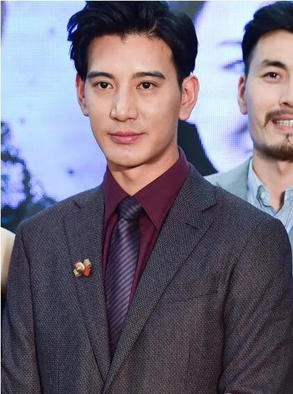 蒲巴甲和李小璐曾经相恋 时光飞逝中的她早已有了女儿