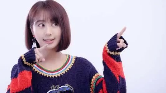 李菲儿是谁？为何近日频频上热搜？