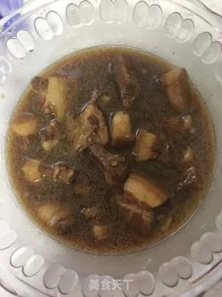 红烧肉炖土豆