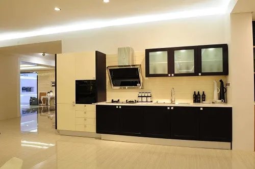 柜子门怎么安装