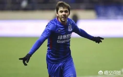 申花接连引进金信煜和沙拉维两名进攻球员,哪两位队内外援会被顶替呢?