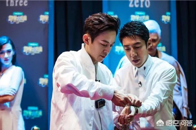 撒贝宁何炅“双北组合”众人羡慕，为何酬劳天差地别？