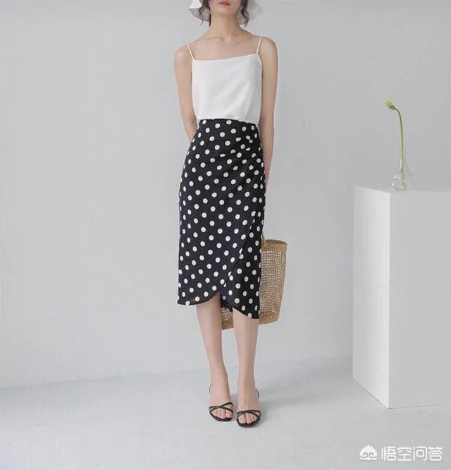 波点裙怎么搭配