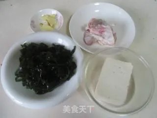 海带豆腐汤