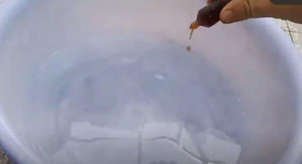 怎样正确使用藿香正气水洗头