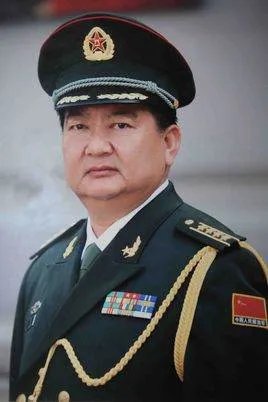 天下第一兵的个人履历