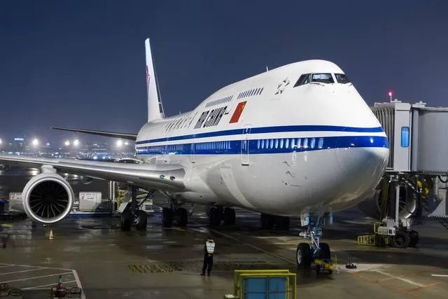 特朗普服软了？美国取消中国航班禁飞令！是不是因为害怕？