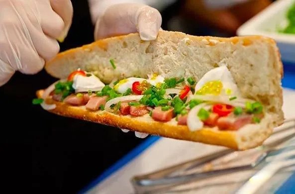 荷兰有什么特色美食？