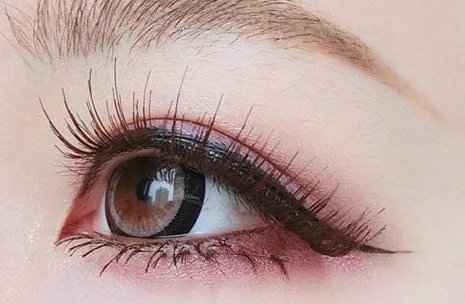 割双眼皮总共价格是多少钱