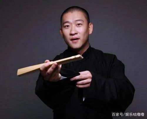 岳云鹏暗讽博士说相声，恶搞发票剑指曹云金，他这是为师报仇的操作吗？