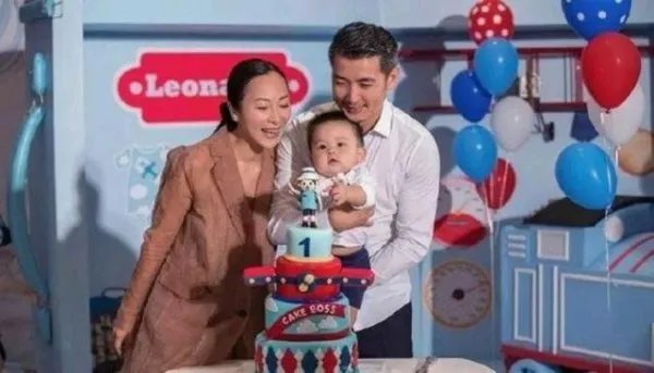 如何评价《如果可以这样爱》里保剑锋饰演的霸总祁树礼？