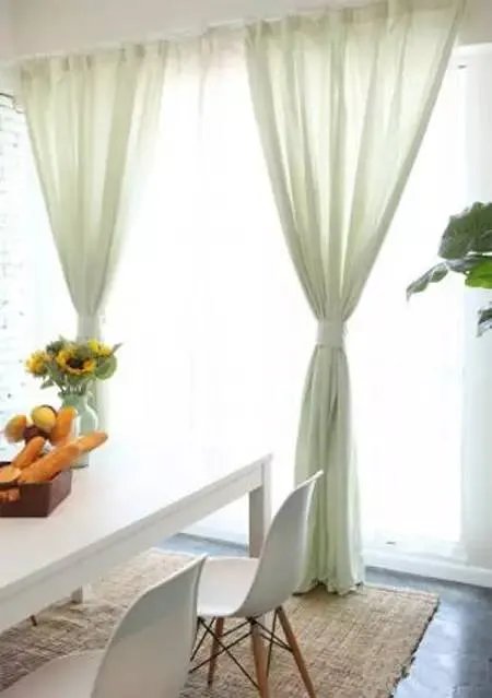 家中窗帘挂钩的3种穿法 你有学会了么?