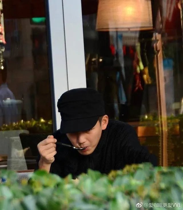 钟汉良妹妹职业曝光，为何能让钟汉良引以为豪？