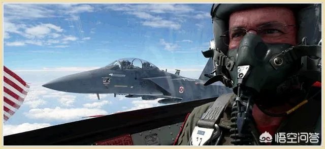 战斗机飞行员戴的眼镜有什么特别之处？