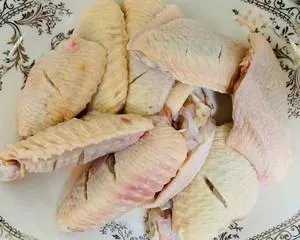 懒人版三汁焖锅怎么样做味道鲜美，上桌非常受欢迎？