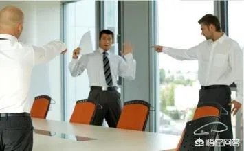 你知道哪些上市公司创始人，最后被踢出董事局或者被逼离开公司的吗？