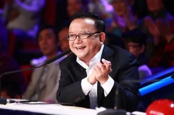 当年“王刚砸宝事件”遭巨额索赔，其中究竟隐藏着怎样的真相？