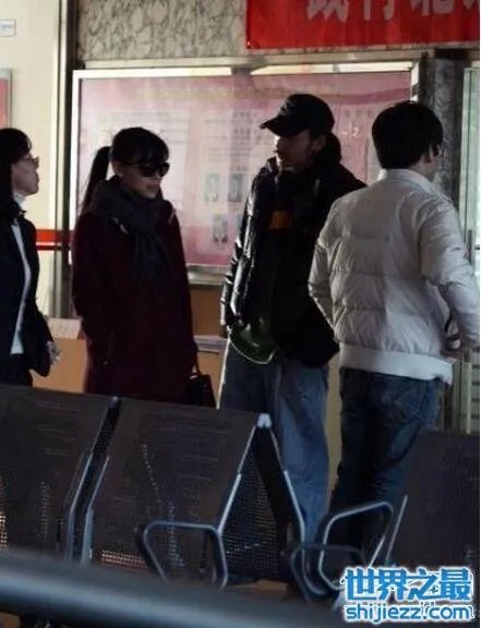 张静初老公，神秘男友身份揭秘竟奉子成婚 