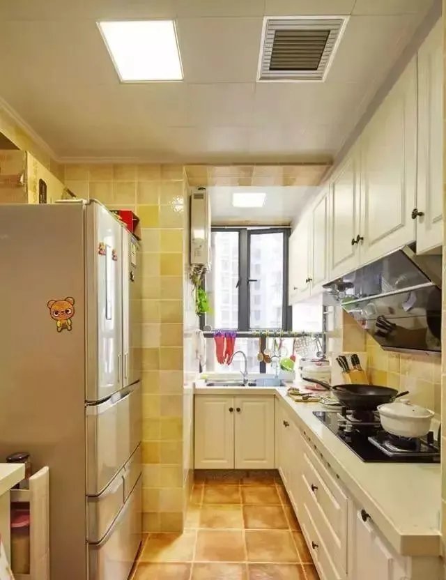 家居装修中常见的5种厨房格局设计，小户型也可以参考的哦！