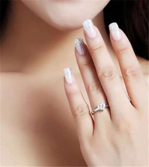 钻戒意义是什么  结婚为什么要戴钻戒