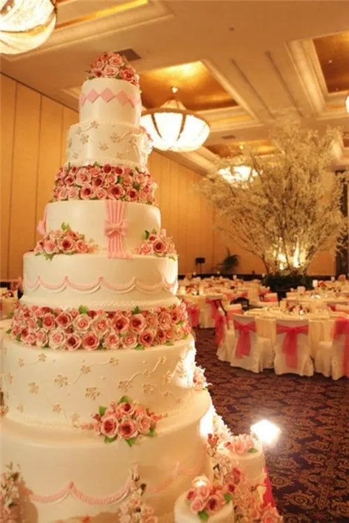 结婚蛋糕图片大全欣赏 婚礼甜品种类有哪些