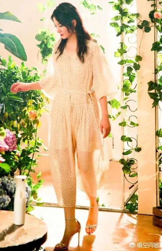 波点裙怎么搭配