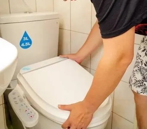 智能马桶盖安装的九大步骤，你也能轻松搞定！