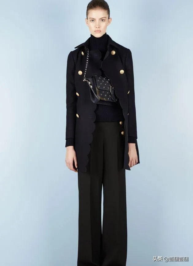 什么颜色百搭什么颜色显得奢华？